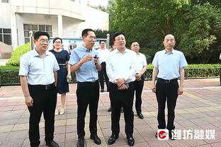 跟队为切尔西球员评分：帕尔默8分最高，杰克逊6分，布罗亚5分